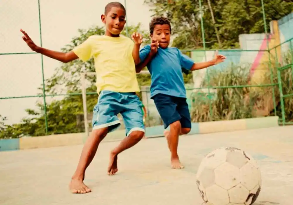 Aprenda a jogar bola igual ao Neymar